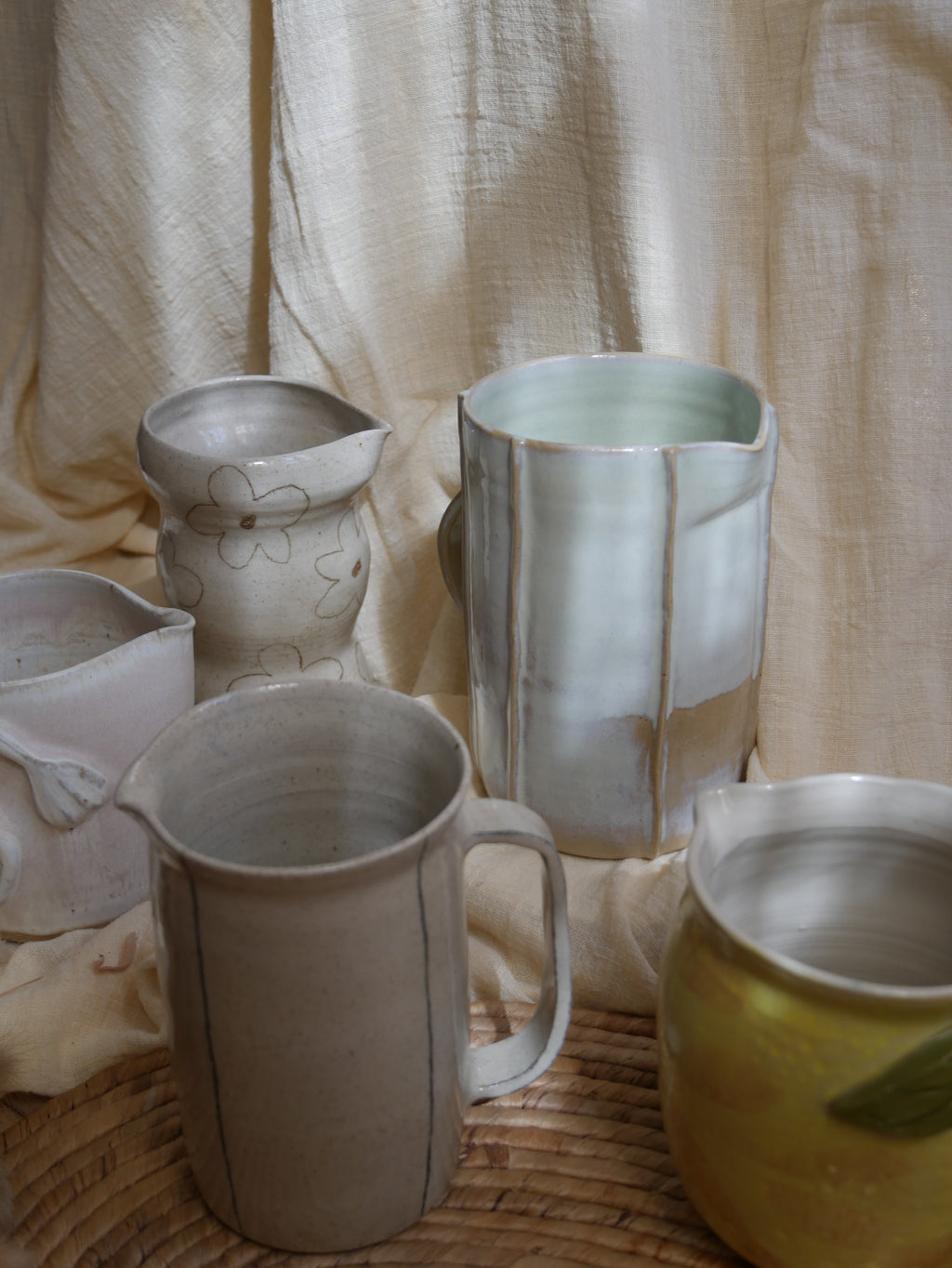 Carafe Fleur - Beige Satiné